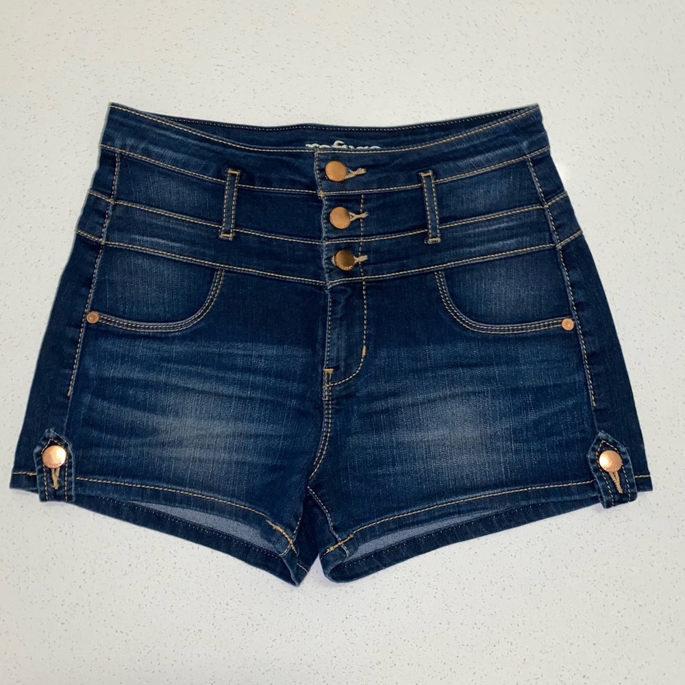 Refuge high waisted stretchy denim buttons shorts